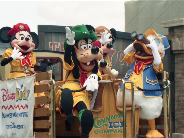 ミニー、グーフィー、ドナルド（ディズニーキッズ・サマーアドベンチャー）