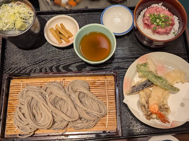 凜や膳（凛や）