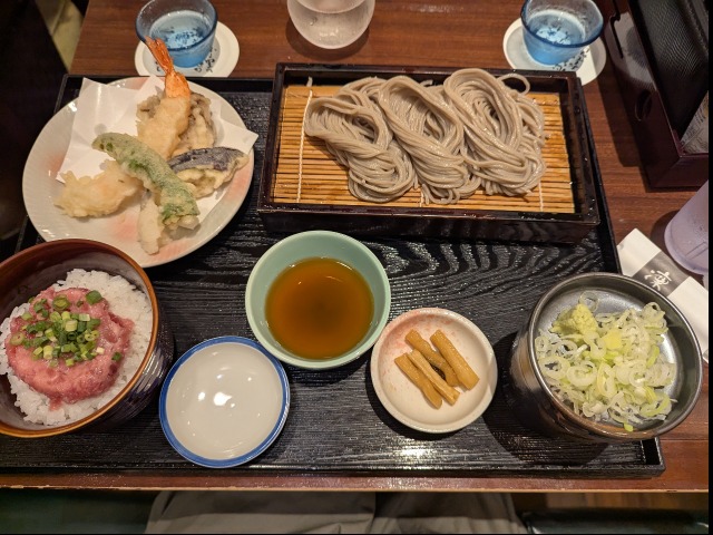 凜や膳（凛や）