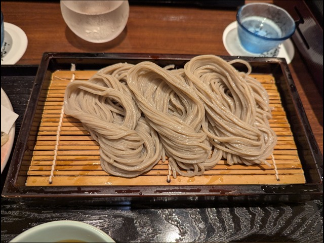 手振りへぎ蕎麦（凛や）