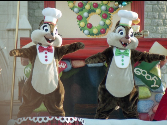 チップとデール（ミッキーのクリスマスプレゼント）
