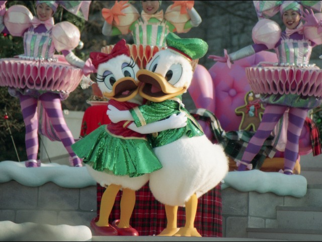 デイジーとドナルド（ミッキーのクリスマスプレゼント）