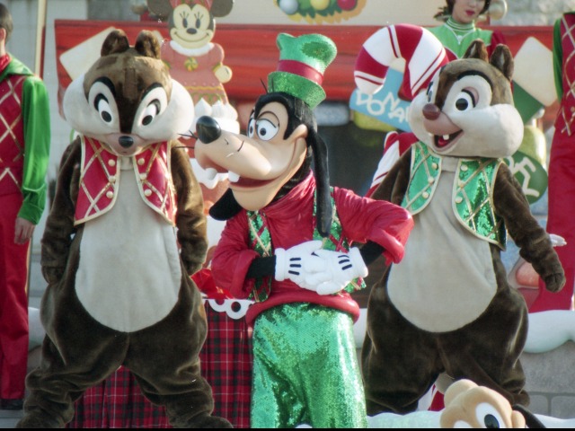 チップ、グーフィー、デール（ミッキーのクリスマスプレゼント）