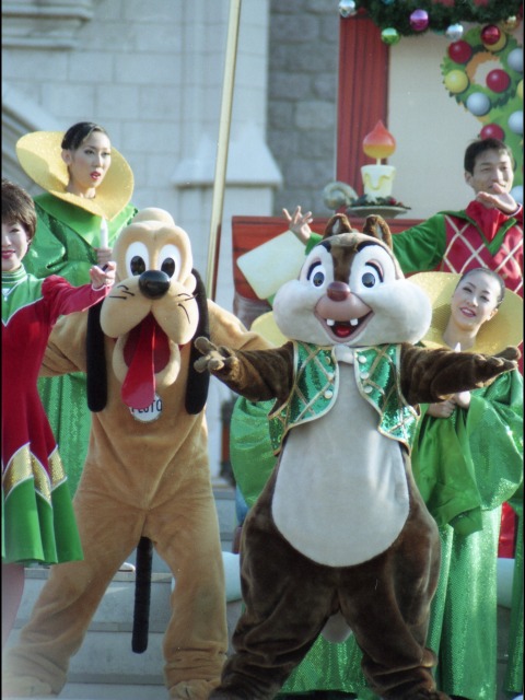 プルートとデール（ミッキーのクリスマスプレゼント）
