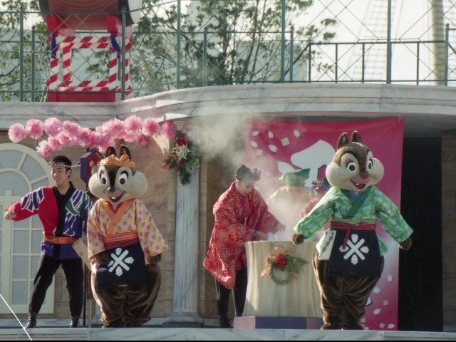 チップとデール（ニューヨーク“お正月”グリーティング）