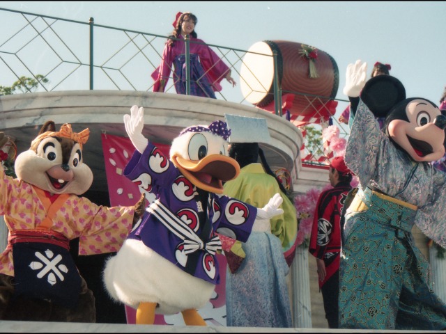 チップ、ドナルド、ミッキー（ニューヨーク“お正月”グリーティング）