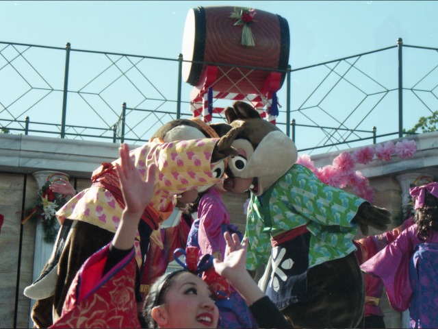 チップとデール（ニューヨーク“お正月”グリーティング）