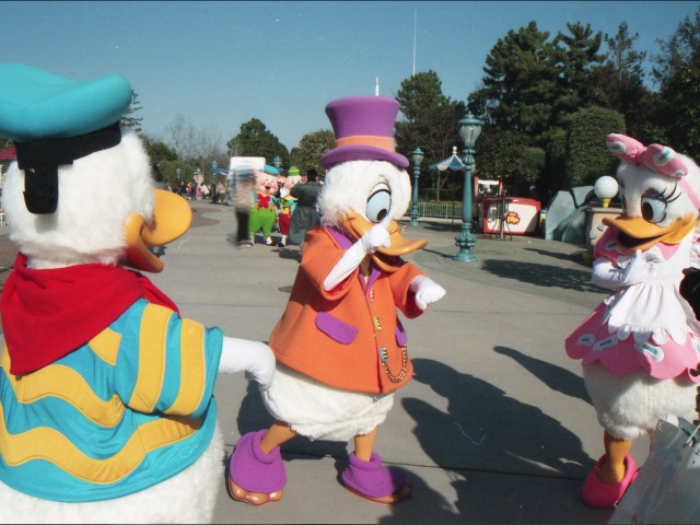 ドナルド、スクルージ、デイジー(トゥーンタウン)