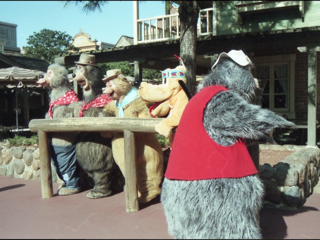 リバーリップス、シェーカー、ウェンデル、プルート、ビッグ・アル（ウエスタンランド）