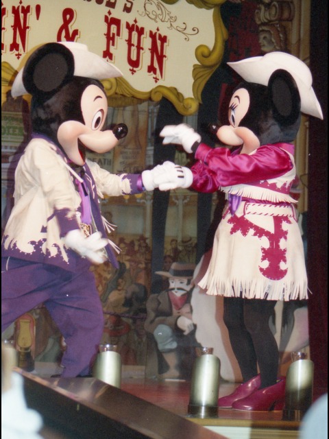 ミッキーとミニー（スルーフットスーのダイニング＆ファン）