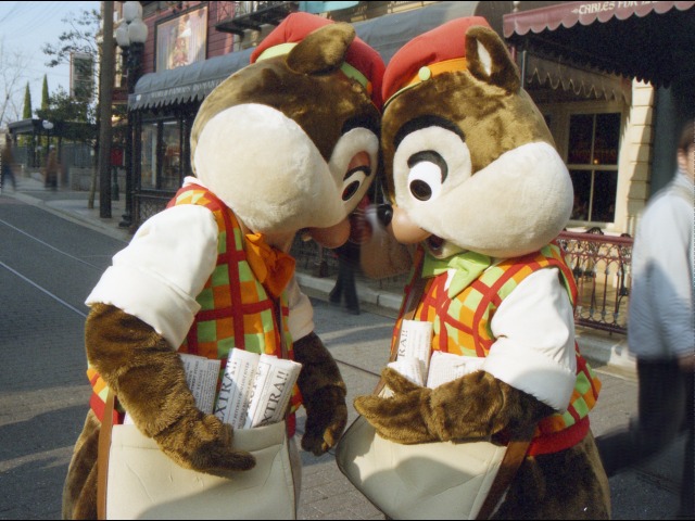 デールとチップ(アメリカンウォーターフロント)