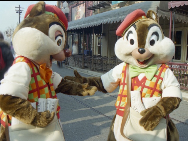 デールとチップ(アメリカンウォーターフロント)