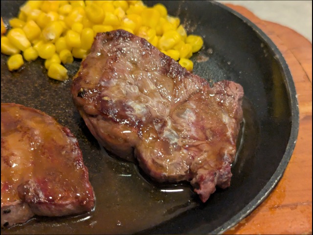 ビーフステーキ カットB(サイゼリヤ)