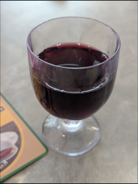 赤ワイン デカンタ グラス(サイゼリヤ)