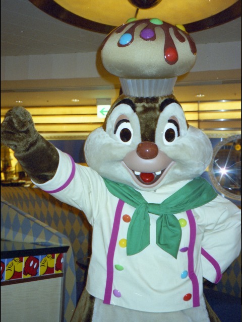 デール（シェフ・ミッキー）