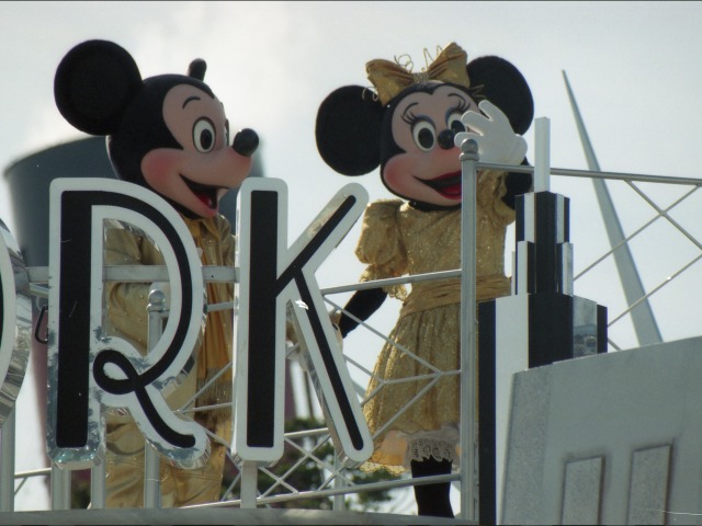 ミッキーとミニー（ディズニー・リズム・オブ・ワールド2005）