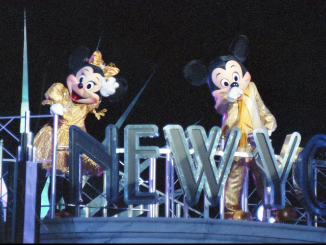 ミニーとミッキー（ディズニー・リズム・オブ・ワールド2005）