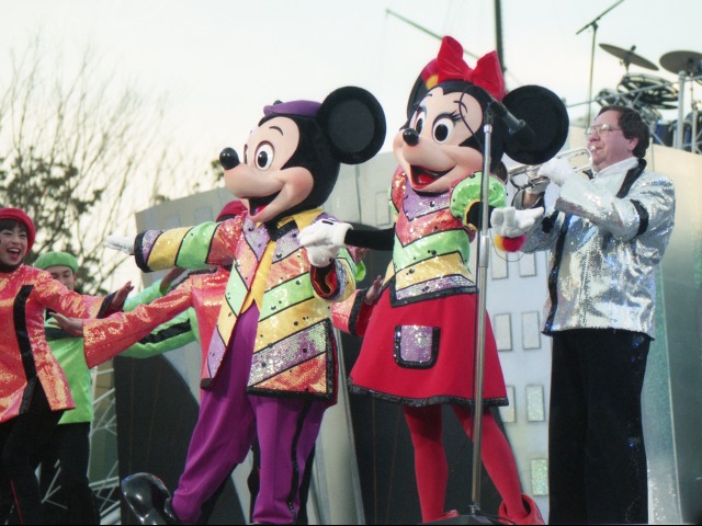 ミッキーとミニー（ディズニー・リズム・オブ・ワールド2005）