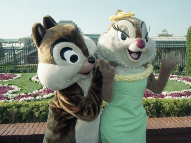 チップとクラリス(エントランス)