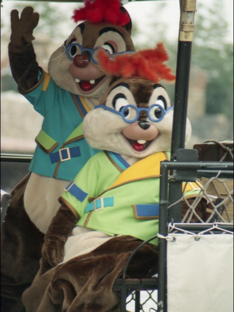 デールとチップ（ミート＆スマイル）