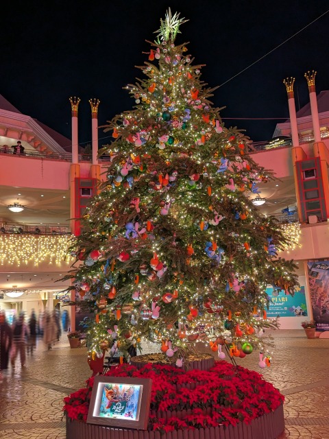 クリスマスツリー（イクスピアリ）