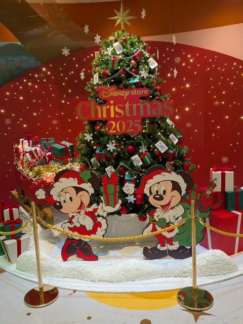 クリスマスツリー(ディズニーストア)