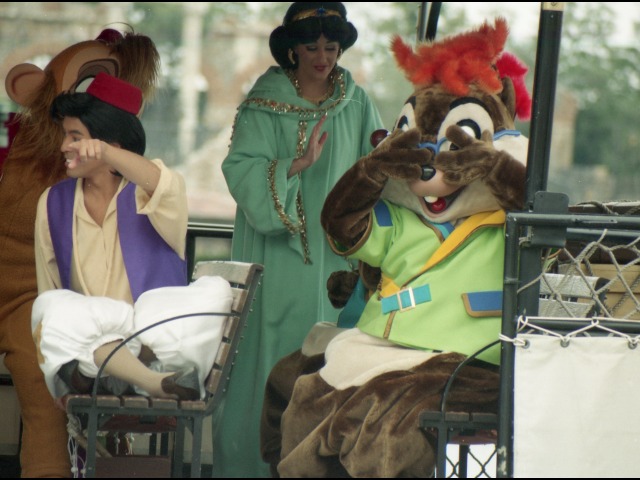 アラジン、ジャスミン、チップ（ミート＆スマイル）