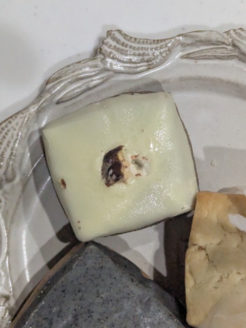 ほうじ茶マロンラテ 上面(スコーン専門店iro)