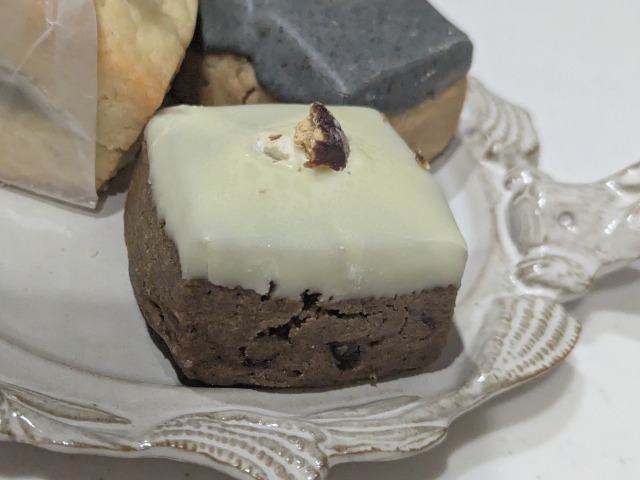 ほうじ茶マロンラテ（スコーン専門店iro）