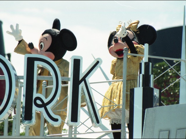 ミッキーとミニー（ディズニー・リズム・オブ・ワールド2005）