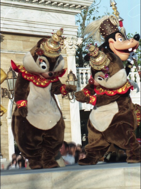 チップ、デール、グーフィー（ディズニー・リズム・オブ・ワールド2005）