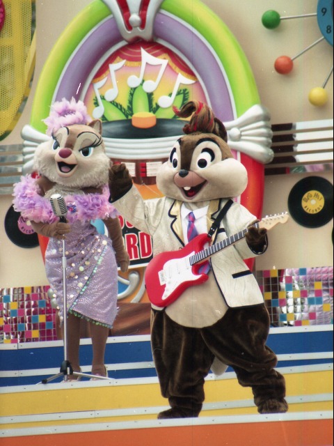 クラリスとチップ（ディズニー・ロック・アラウンド・ザ・マウス）