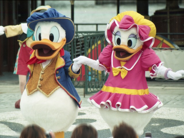 ドナルドとデイジー（ミート＆スマイル）