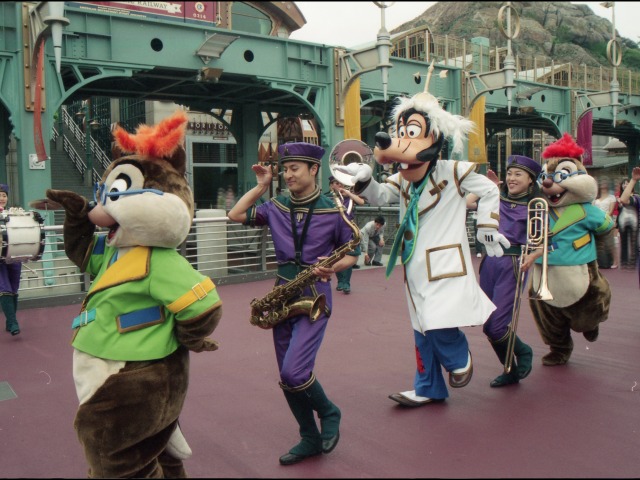 チップ、グーフィー、デール（ディスカバリー・ミュージック・トゥループ）