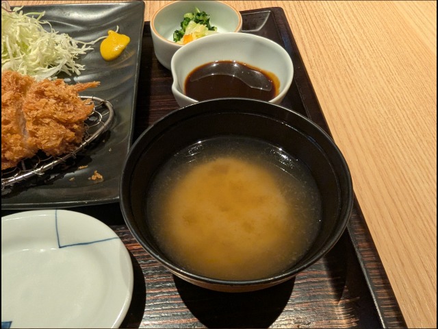 味噌ロースかつ御飯 味噌汁（とんかつ 和幸）
