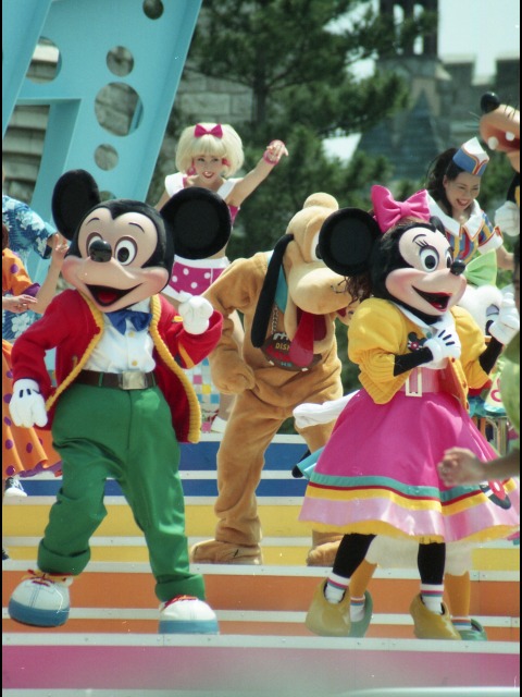 ミッキーとミニー（ディズニー・ロック・アラウンド・ザ・マウス）