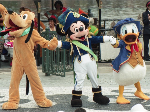 プルート、ミッキー、ドナルド（ミート＆スマイル）