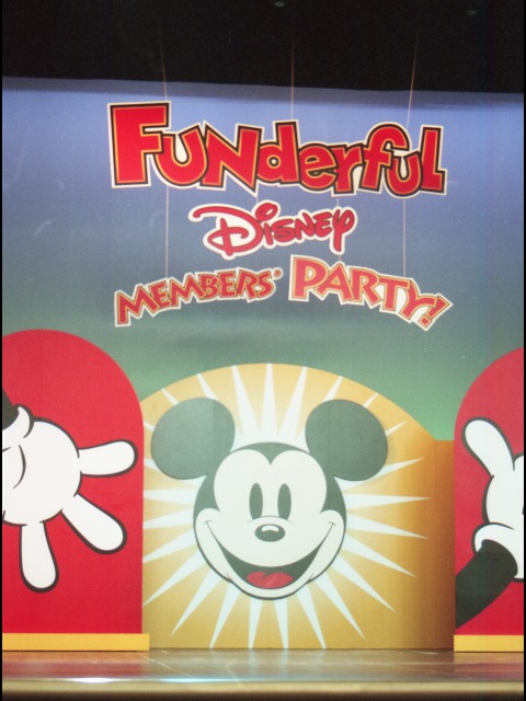 舞台セット（ファンダフル・ディズニー メンバーズパーティー）