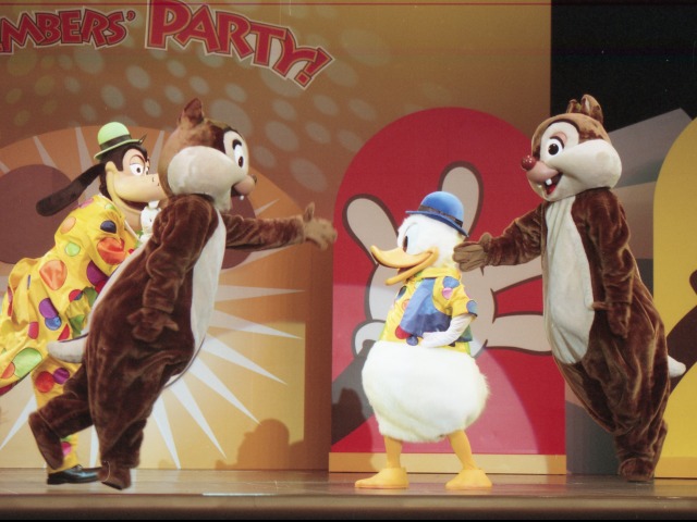グーフィー、チップ、ドナルド、デール（ファンダフル・ディズニー メンバーズパーティー）