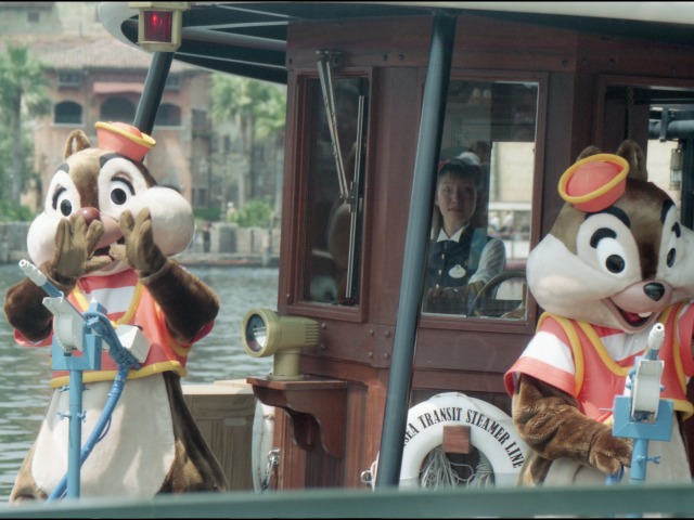 デールとチップ（チップとデールのクールサービス）