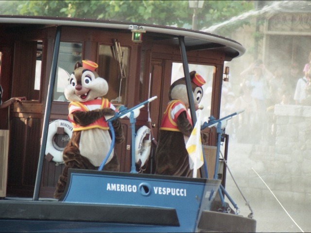 デールとチップ（チップとデールのクールサービス）