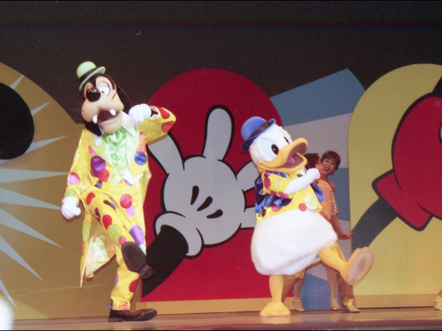 グーフィーとドナルド（ファンダフル・ディズニー メンバーズパーティー）