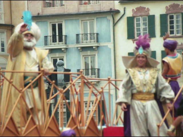 サルタンとアラジン（アラジンのホールニューワールド）