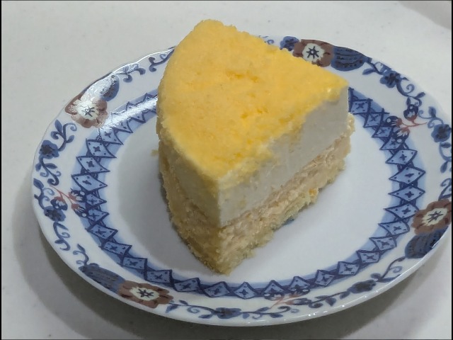 みかんドゥーブル～温州みかん～ カット（小樽洋菓子舗 ルタオ）