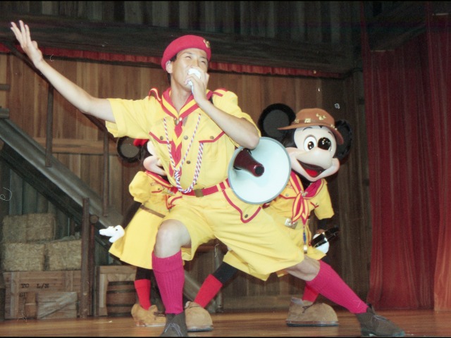 ミニーとミッキー（ディズニーキッズ・サマーアドベンチャー）