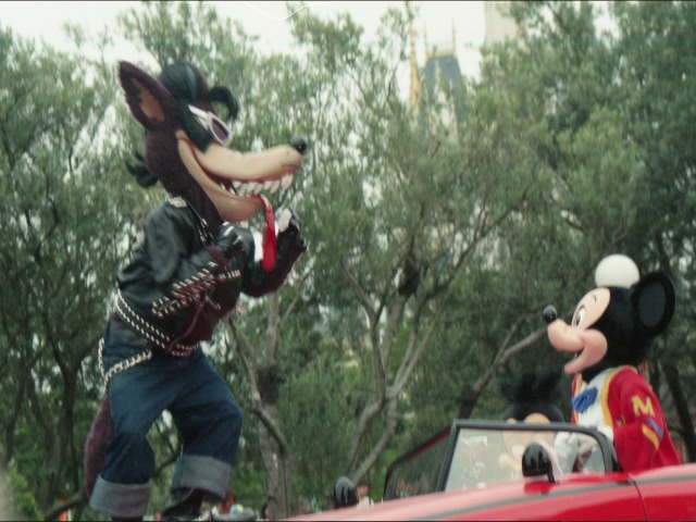 ビッグ・バッド・ウルフとミッキー（ディズニー・ロック・アラウンド・ザ・マウス）