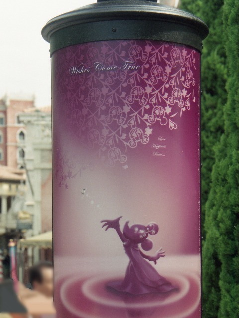 柱装飾（ドラマティック・ディズニーシー2005）