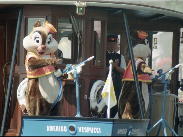 デールとチップ（チップとデールのクールサービス）