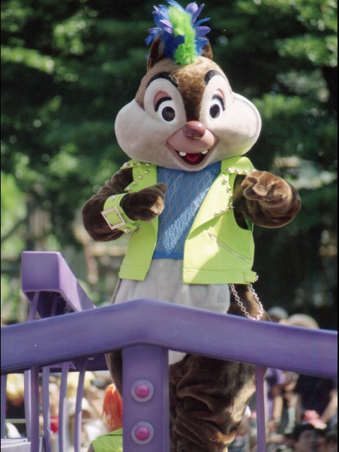 デール（ディズニー・ハロウィーン・パレード 2005）