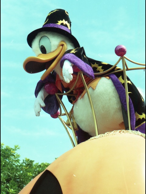 ドナルドダック（ディズニー・ハロウィーン・パレード 2005）